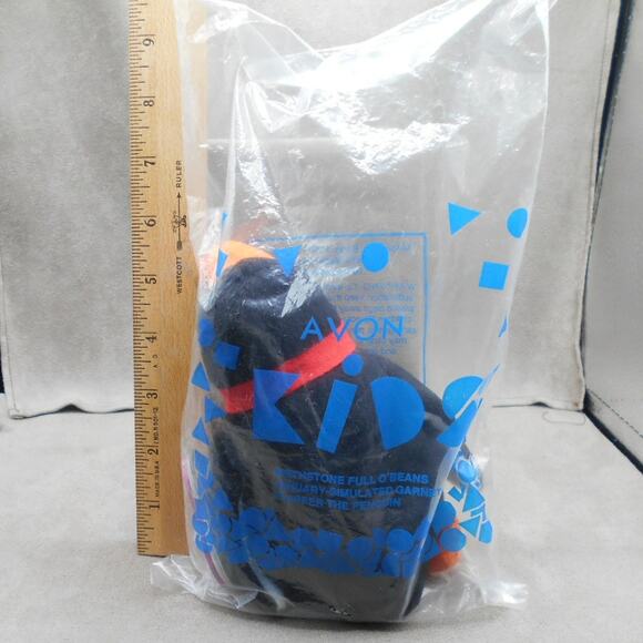 Avon Kids 1999 Flapper the Penguin January Garnet Full of Beans Birthstone Plush - Picture 4 of 4